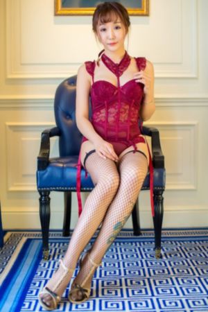 美女考逼_HD在线播放